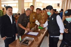 Peringati HANI, Pejabat di Tes Urine